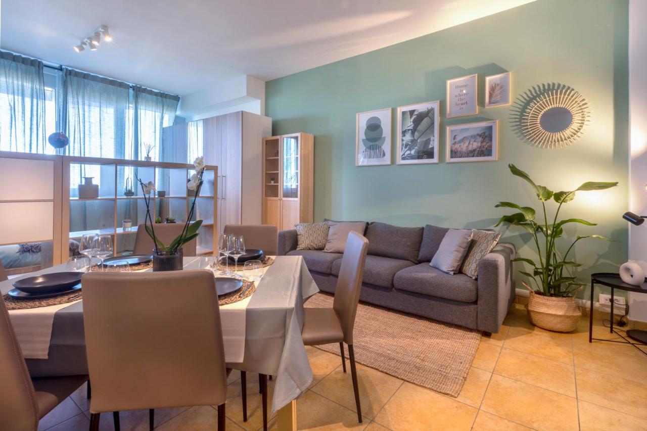 Cavour Elegante Loft In Centro Leilighet Macerata Eksteriør bilde