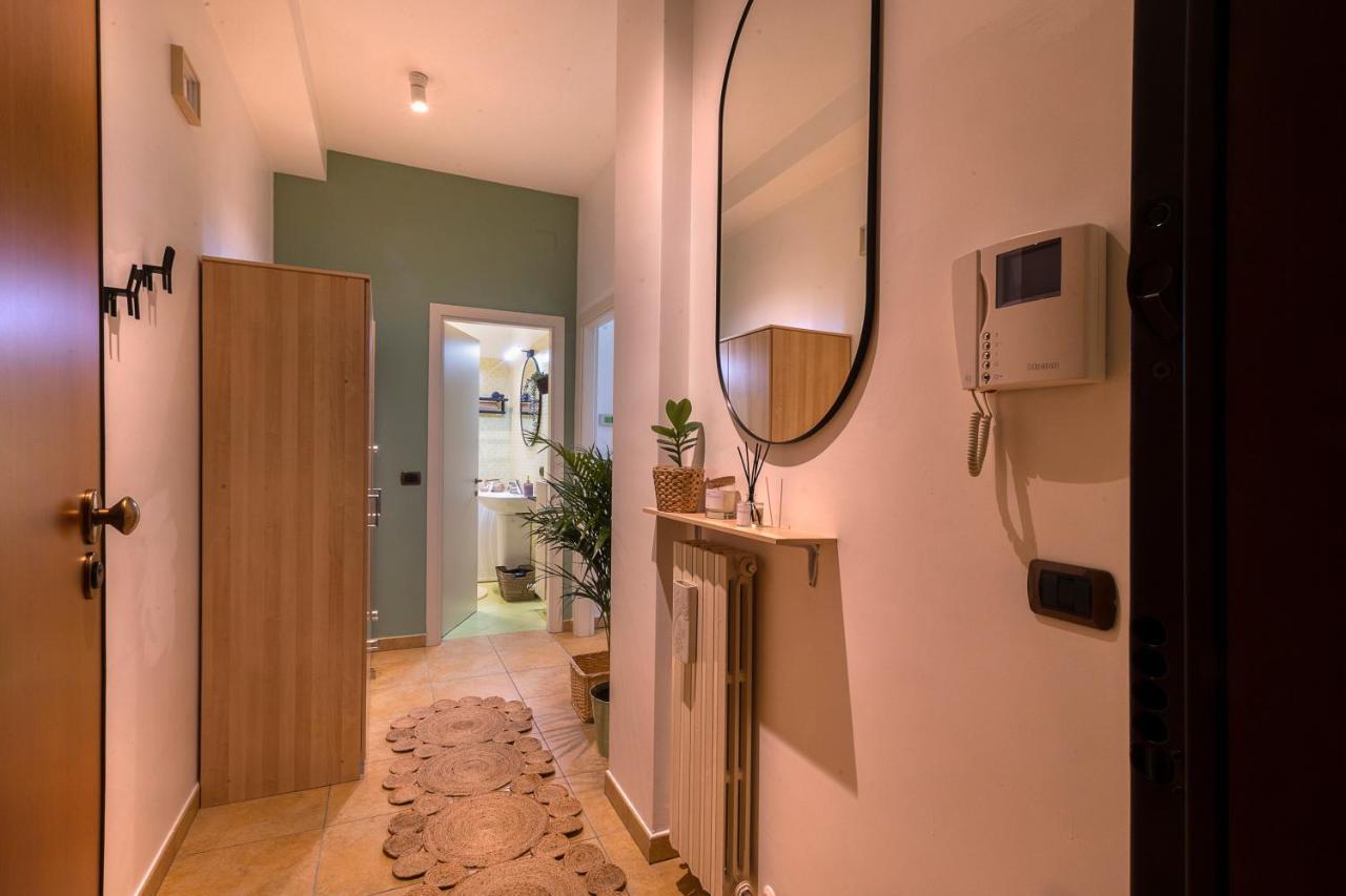 Cavour Elegante Loft In Centro Leilighet Macerata Eksteriør bilde